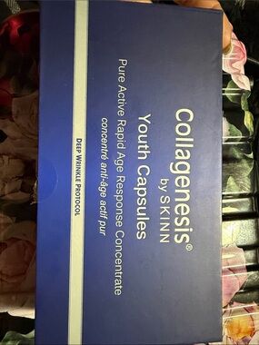 SKINN Collagenesis Youth Capsules - Deep Blue with Silver Trim